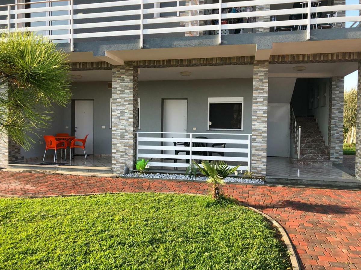 Palma Apartments Durrës Buitenkant foto